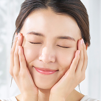 化粧水の使い方3